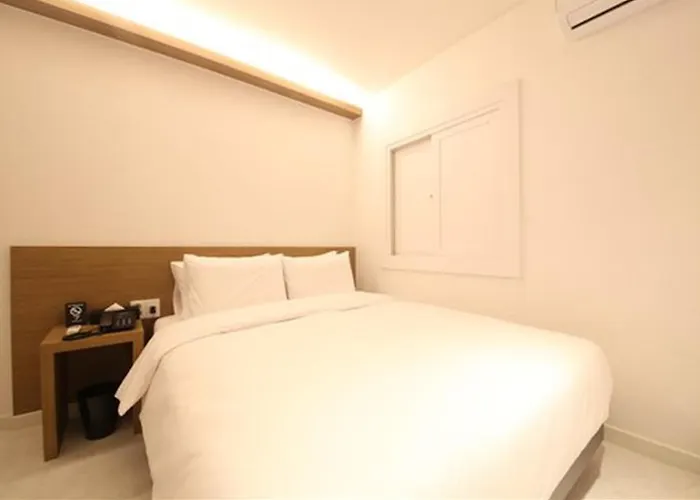 Seomyeon Business J7 2*