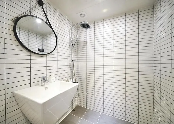Seomyeon Business J7 Hotel 2*