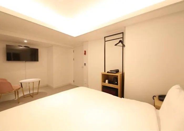 Seomyeon Business J7 2* Busan