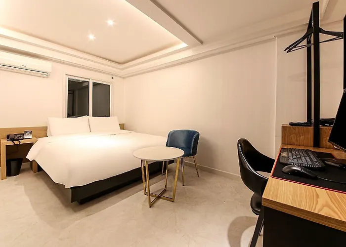 Seomyeon Business J7 2* Busan