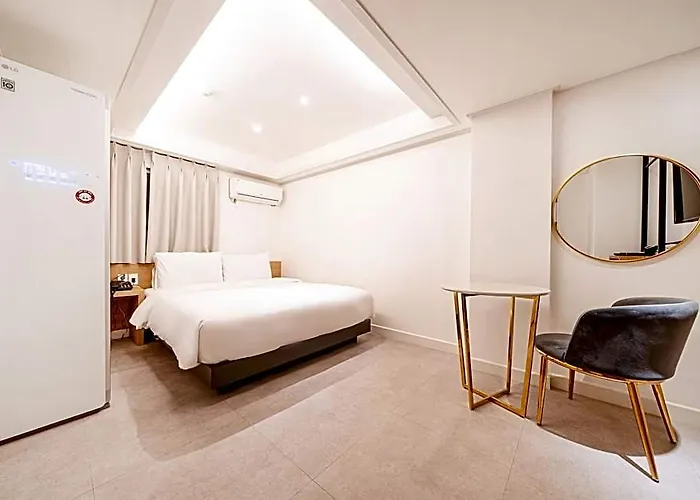 Seomyeon Business J7 Hotel