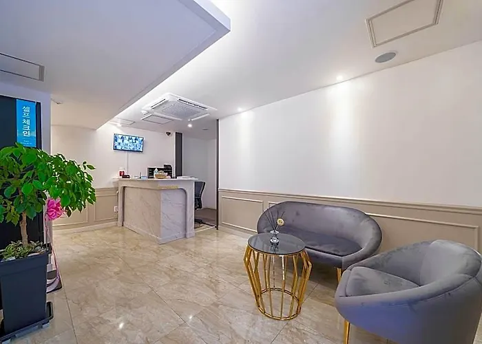 Hotel Seomyeon Business J7 2*