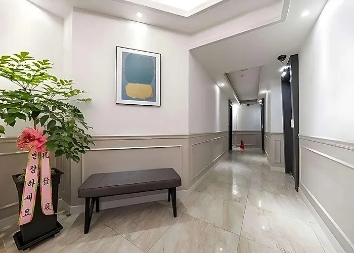 Seomyeon Business J7 Hotel 2*